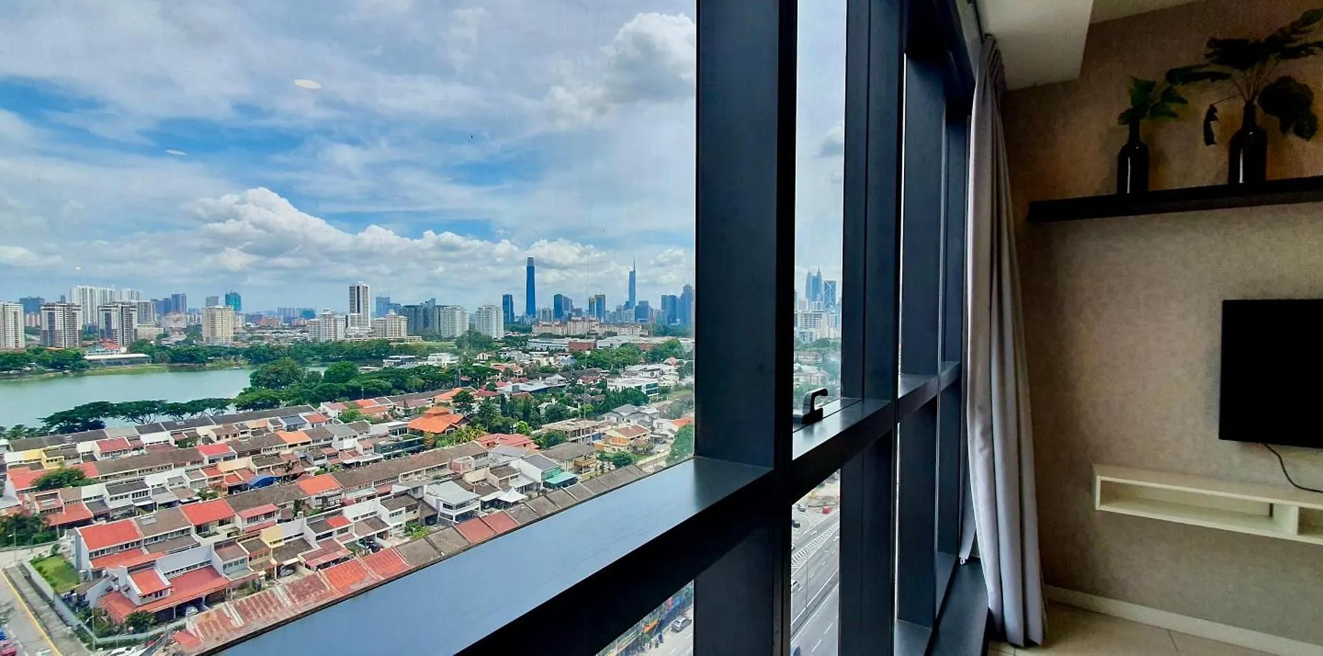 Homestay Mcity With Pool Kl City View Kuala Lumpur