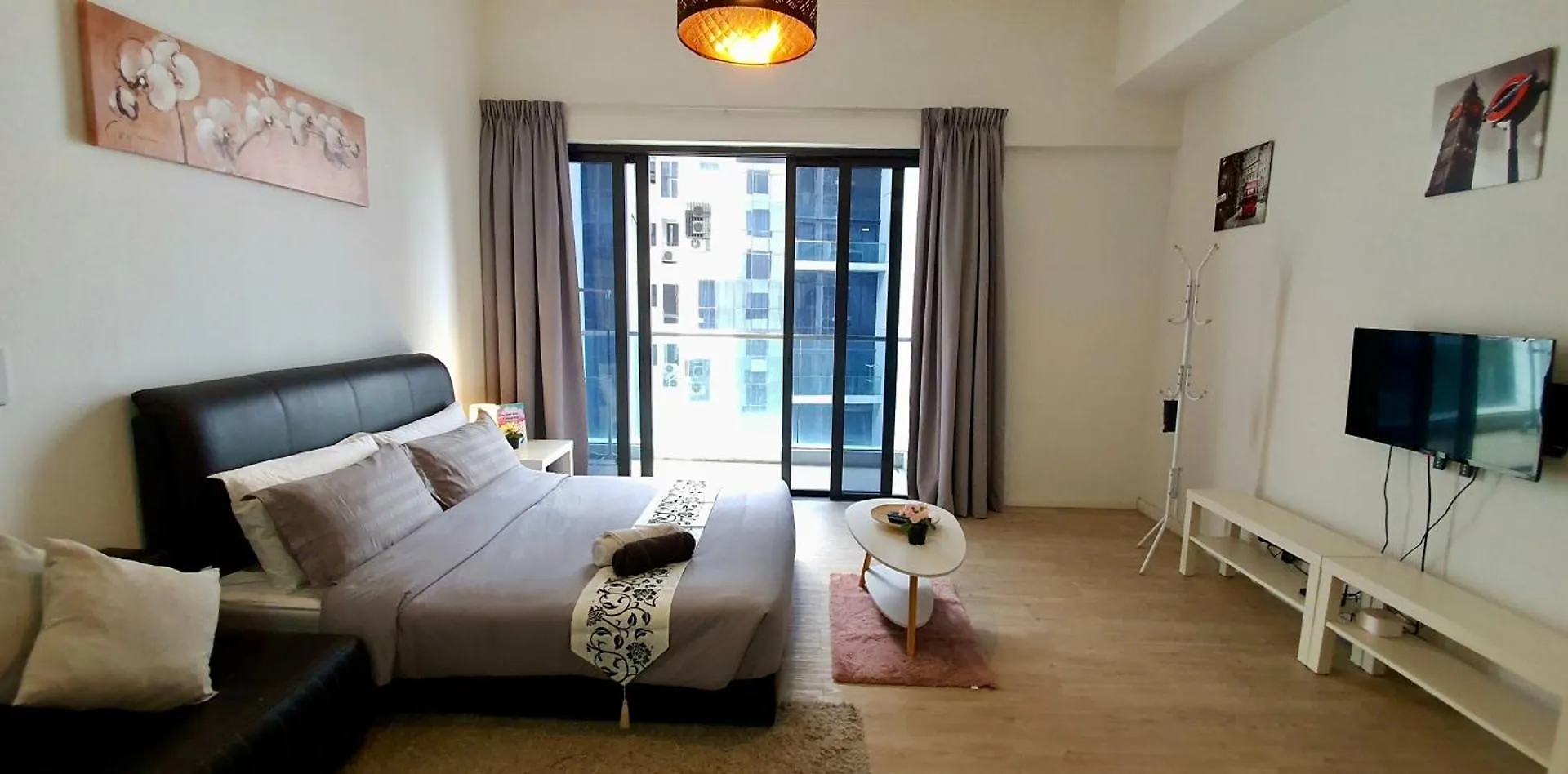Homestay Mcity With Pool Kl City View Kuala Lumpur