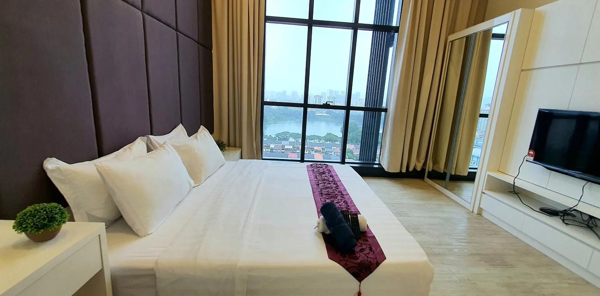 Homestay Mcity With Pool Kl City View Kuala Lumpur Malaysia